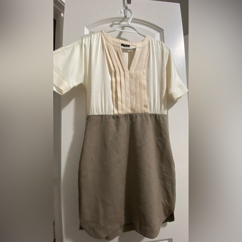 Ann Taylor cream top, brown bottom dress. Size 2P.